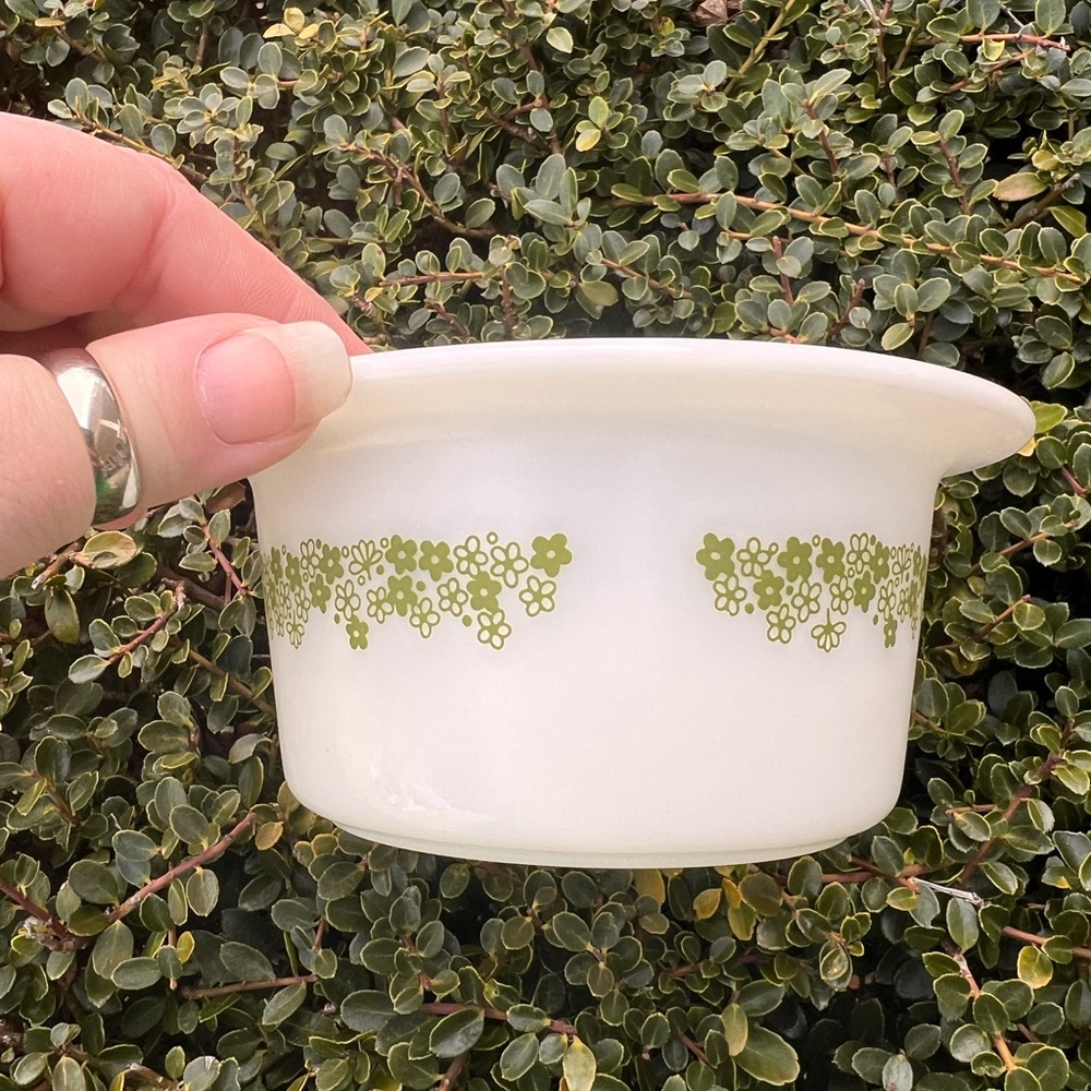 Vintage Pyrex #75 Round Butter Tub Bowl Spring Blossom Green Crazy Daisy USA